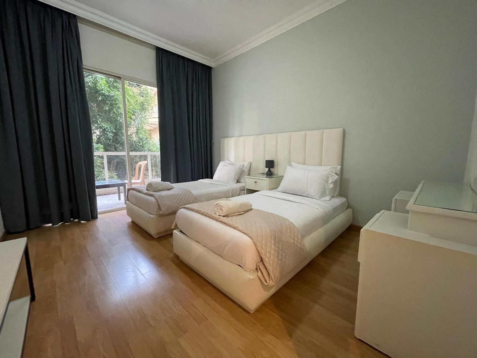 Elegant Suites Beirut Room photo